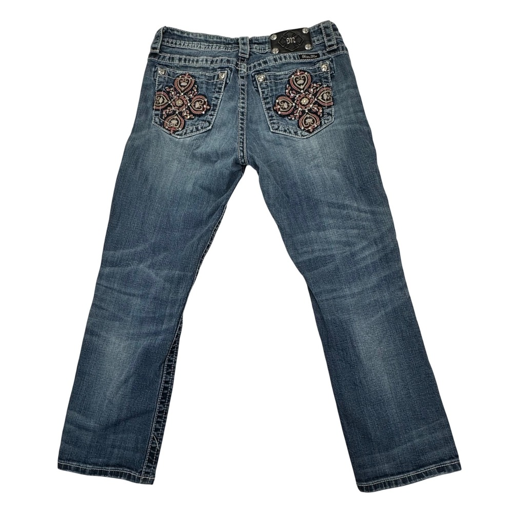 Miss Me Boyfriend Capri Jeans Medium Wash Embroidered Rhinestone JB5778P Size 27